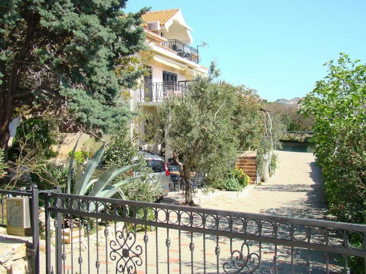Apartments Davorka Šimuni Dış mekan fotoğraf